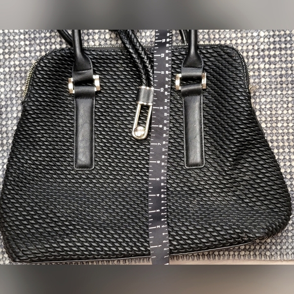 Just Fab purse. - Picture 1 of 15